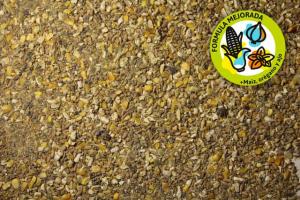 Organic feed for laying hens